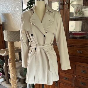 Abercrombie and Fitch Mid Length Belted Trenchcoat Size Medium